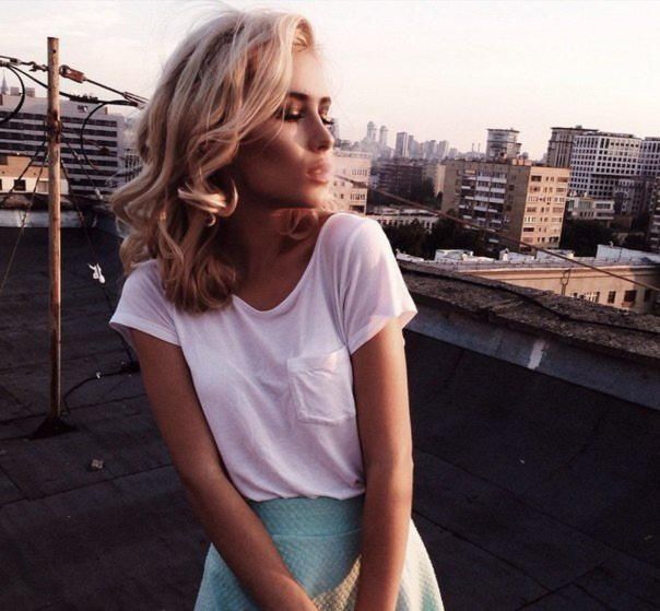 Ночные бабочки и их влияние на экономику: Как проституция формирует общество и его ценности